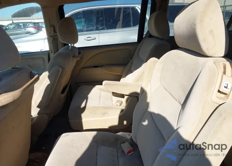 2009 Honda Odyssey Lx z USA, uszkodzony, nr VIN 5FNRL38269B025926